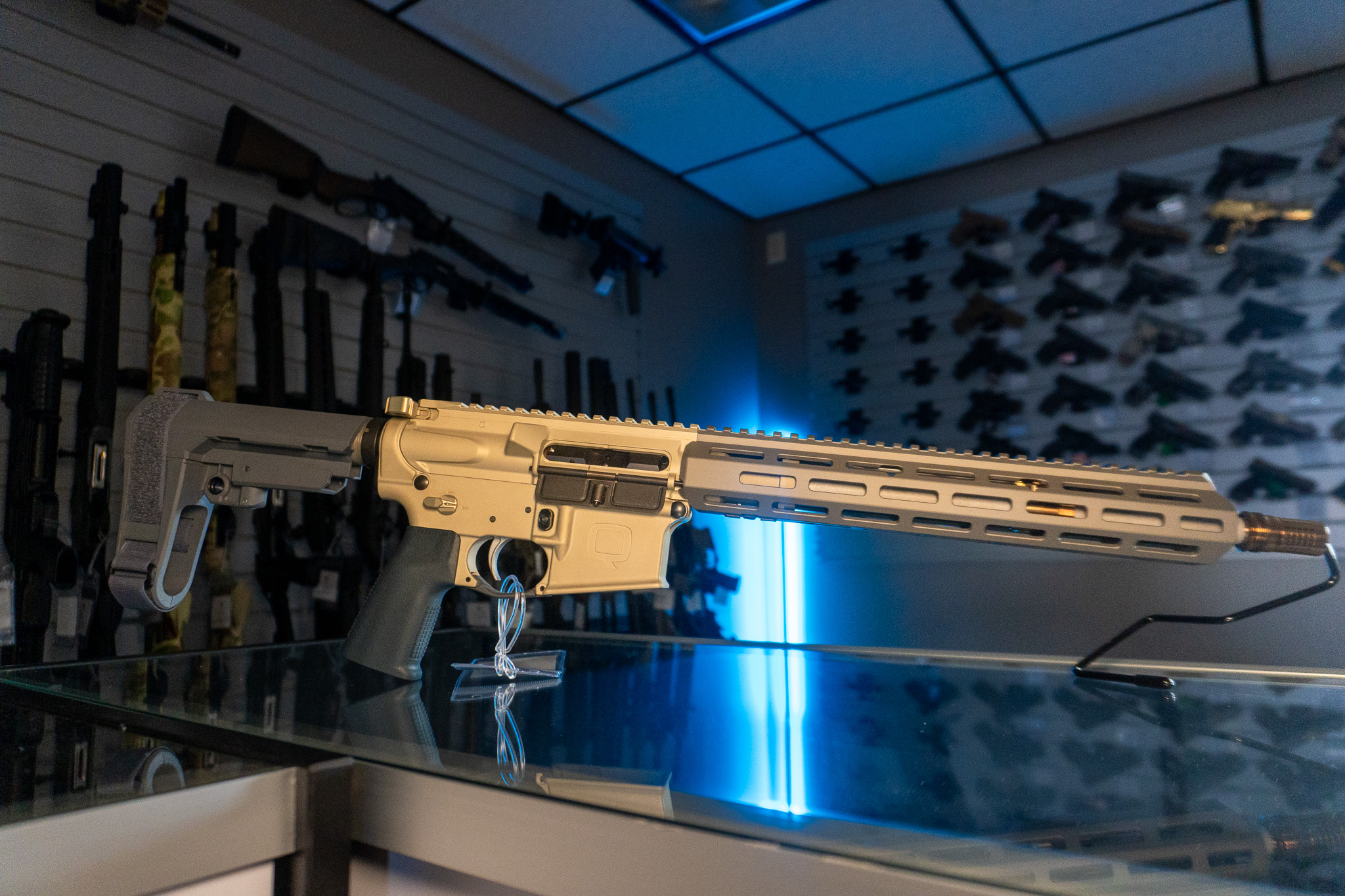 Q Sugar Weasel 5.56 AR pistol in tan, left side