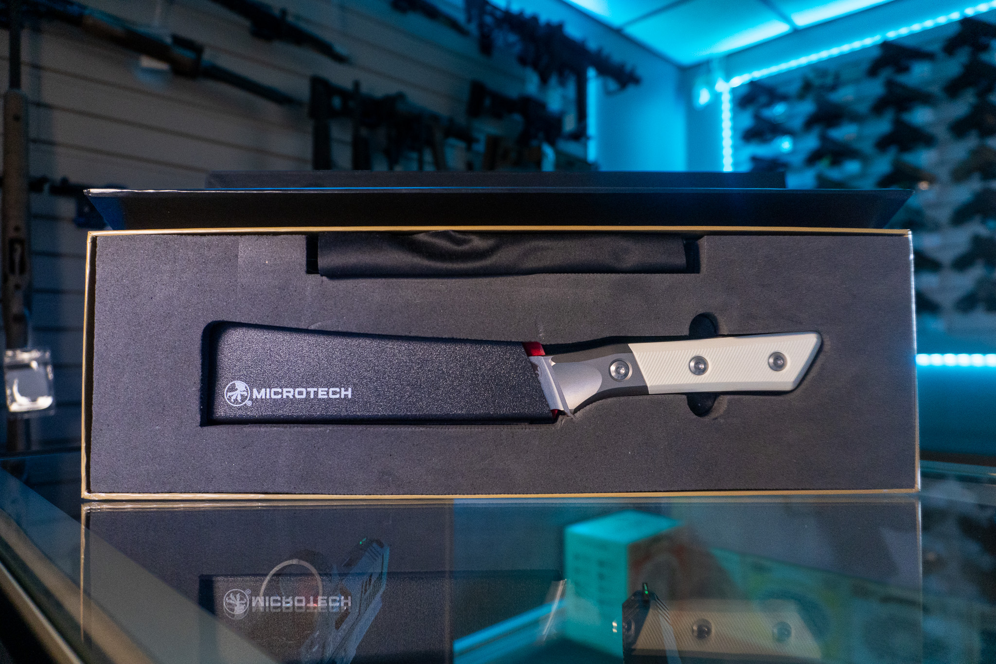 Microtech Boning Knife Stonewash Standard Titanium Bolster Ivory G-10 Webinar - Image 2
