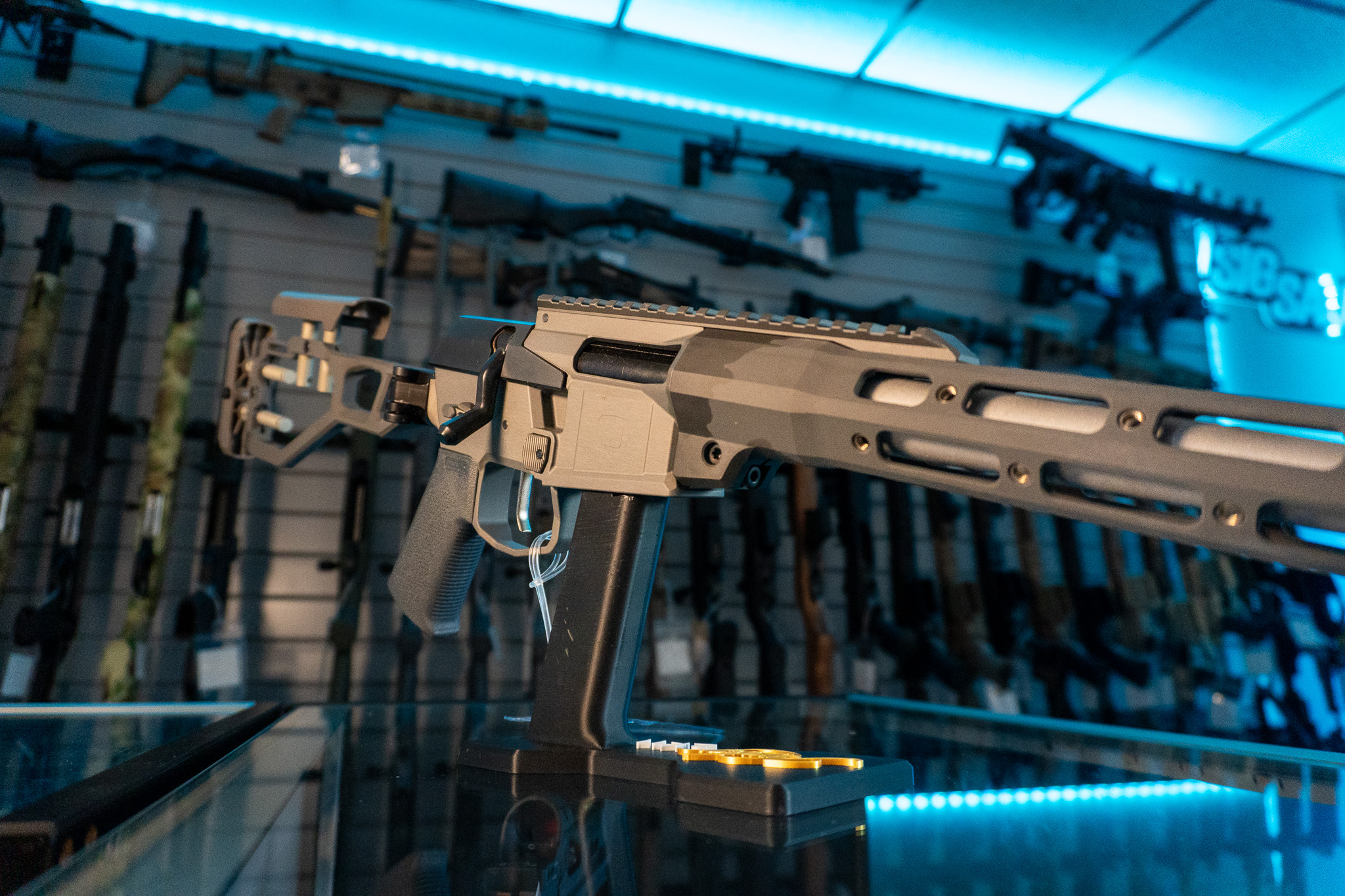 Q Mini Fix 6mm ARC receiver and handguard detail