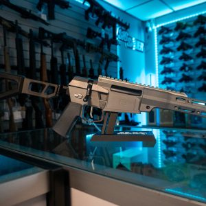 Q The Fix 8.6 Blackout pistol, right side view